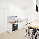Pertus Apartmán Follonica